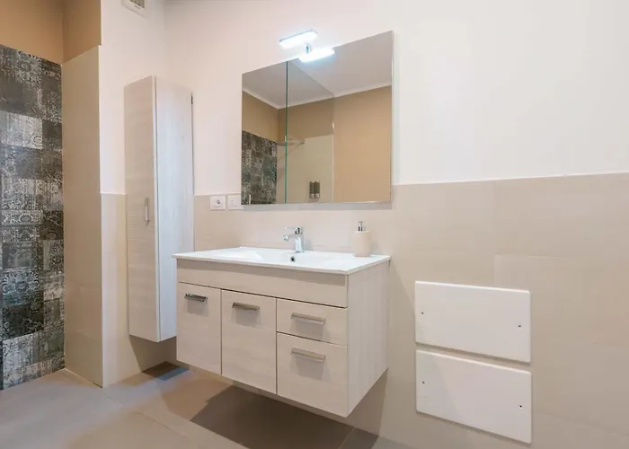 West Side By Lesdomus Boloňa