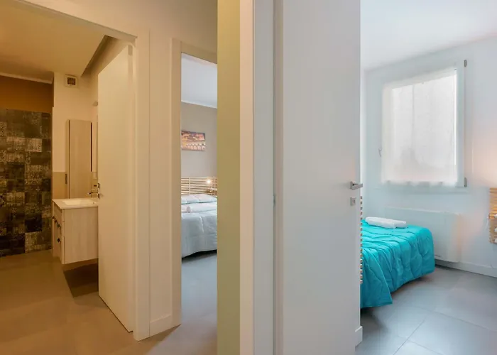 West Side By Lesdomus *